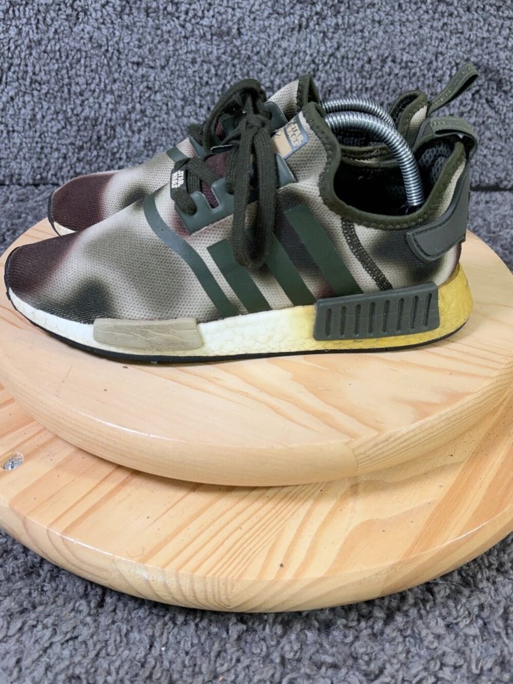 Adidas NMD R1 x Disney Star Wars Princess Leia Running Shoe Womens Size 9 Camo